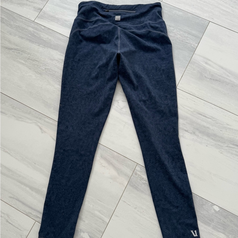 Vuori Pace High Rise Dark Blue Leggings - Picture 3 of 7